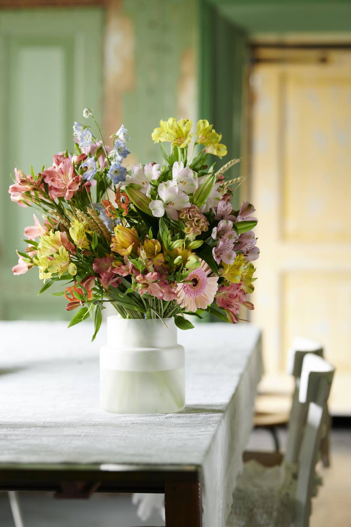 Alstroemeria - Delphinium - Gerbera_thumbnail