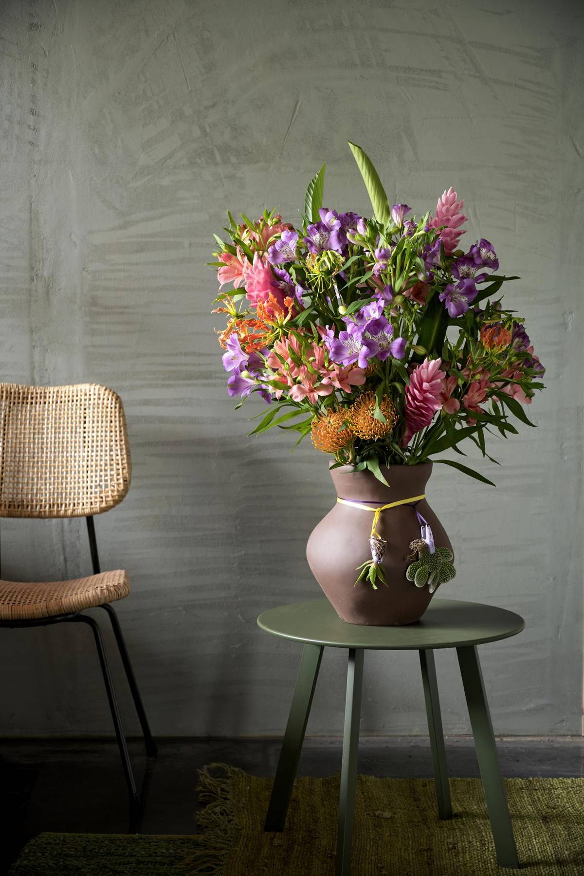 Alstroemeria - Leucospermum_thumbnail