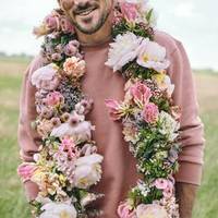 chrysanthemum - Gloriosa - Paeonia - Rosa
